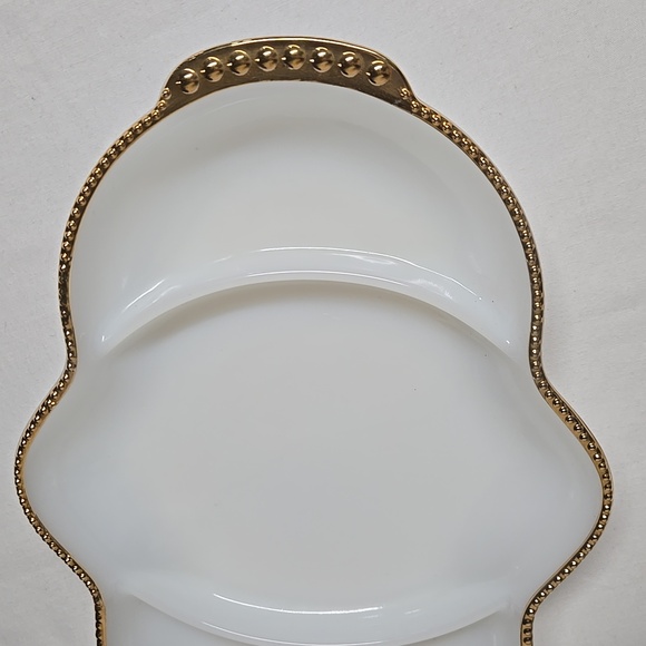 Fire King Oven Ware White Glass Divided 3 Section Gold Colored Trim Dish Tray - Picture 7 of 14